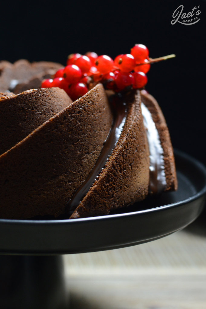 BUNDT CAKE